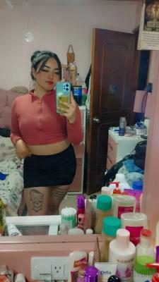 Disponible para ti las 24 horas ardiente chica sumisa calientica estrechita