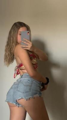 Niña 21 años con anal vaginal oral